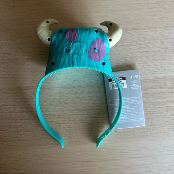 NWT Disney Monsters Inc Sulley Light-up Headband, Park Ears - Picture 2 of 6